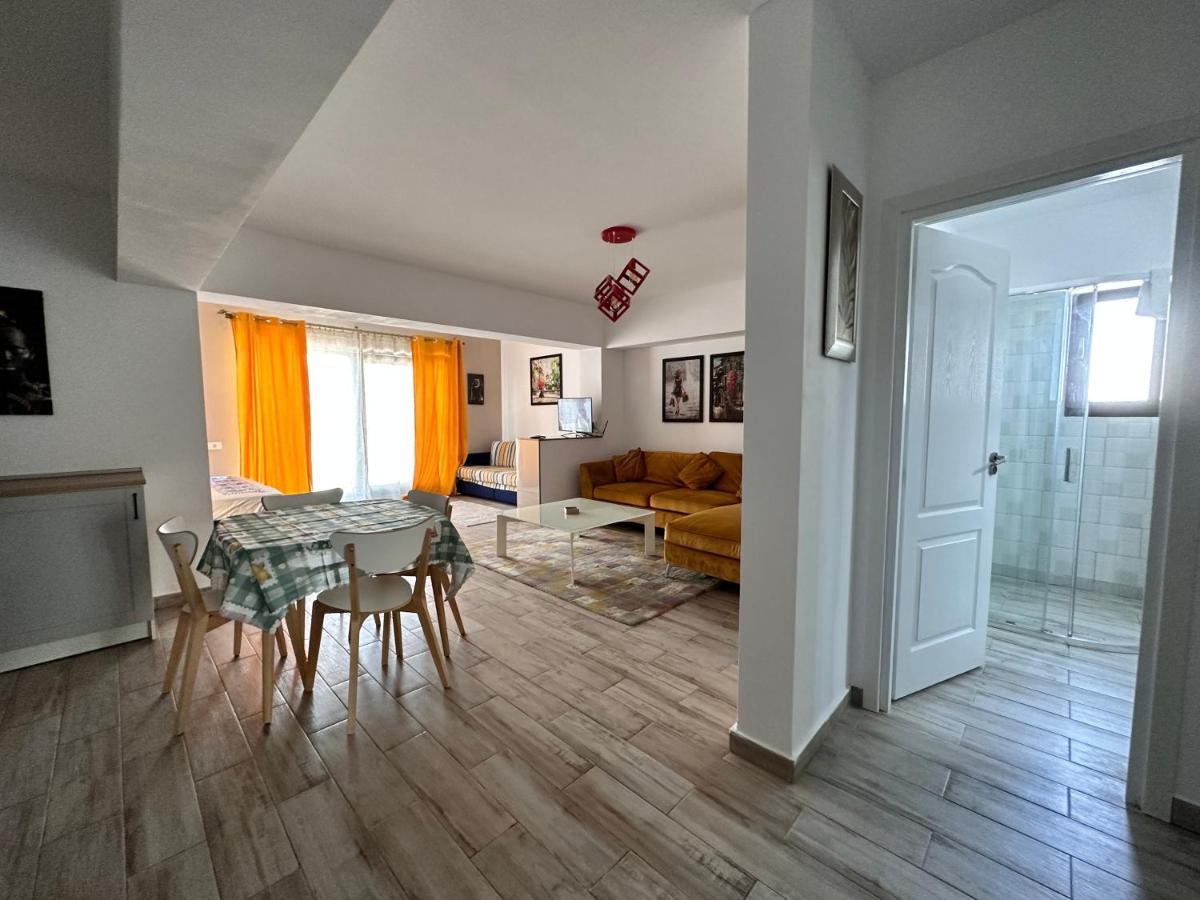 Rohan Studio One Aparthotel Navodari Ngoại thất bức ảnh