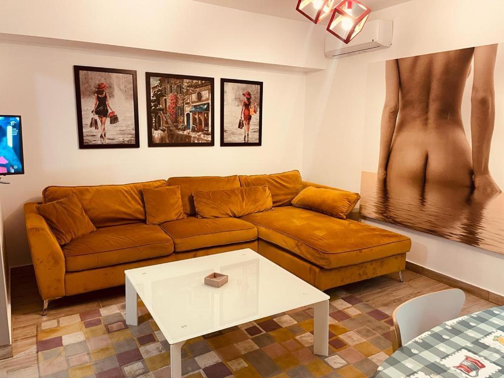 Rohan Studio One Aparthotel Navodari Ngoại thất bức ảnh