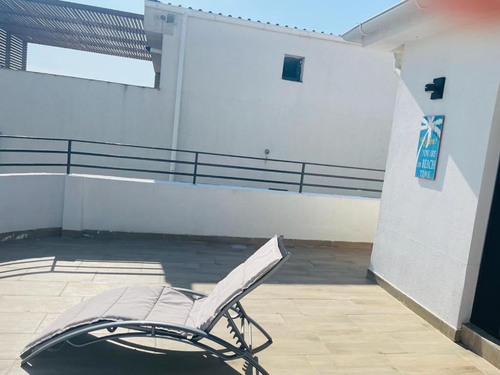 Rohan Studio One Aparthotel Navodari Ngoại thất bức ảnh