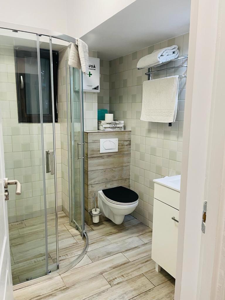 Rohan Studio One Aparthotel Navodari Ngoại thất bức ảnh